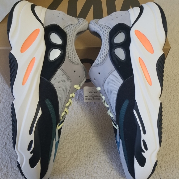 ADIDAS YEEZY BOOST 700 SIZE 14 GREY "WAVE RUNNER" - Picture 4 of 8